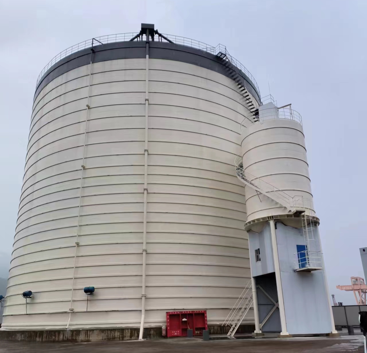 贡井10万吨水泥钢板库